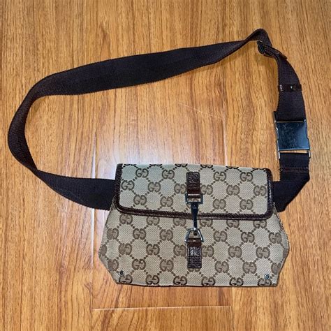 gucci fanny pack vintage|inside of gucci fanny pack.